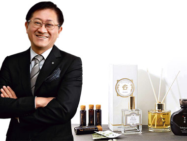 [매일경제] K뷰티 제왕 서경배, 화장대를 공개하다 상세보기